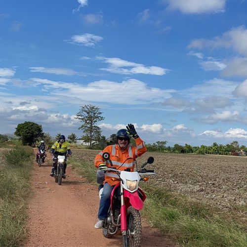 Motorbike on South Coastline and Highlands 7 Days