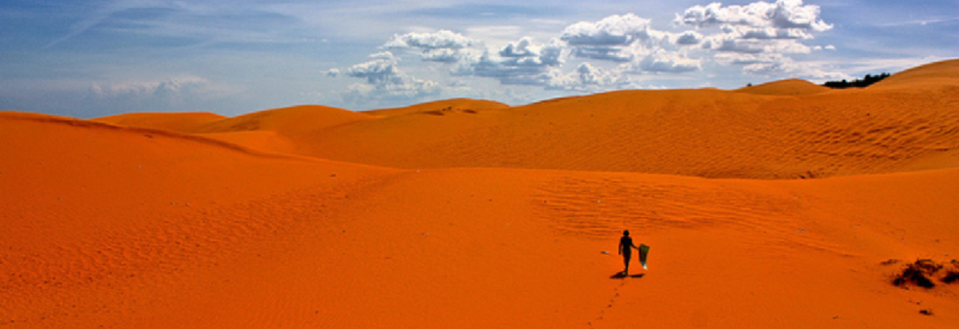 Mui Ne Sand Dunes – Sunrise Jeep Tour 4 hours