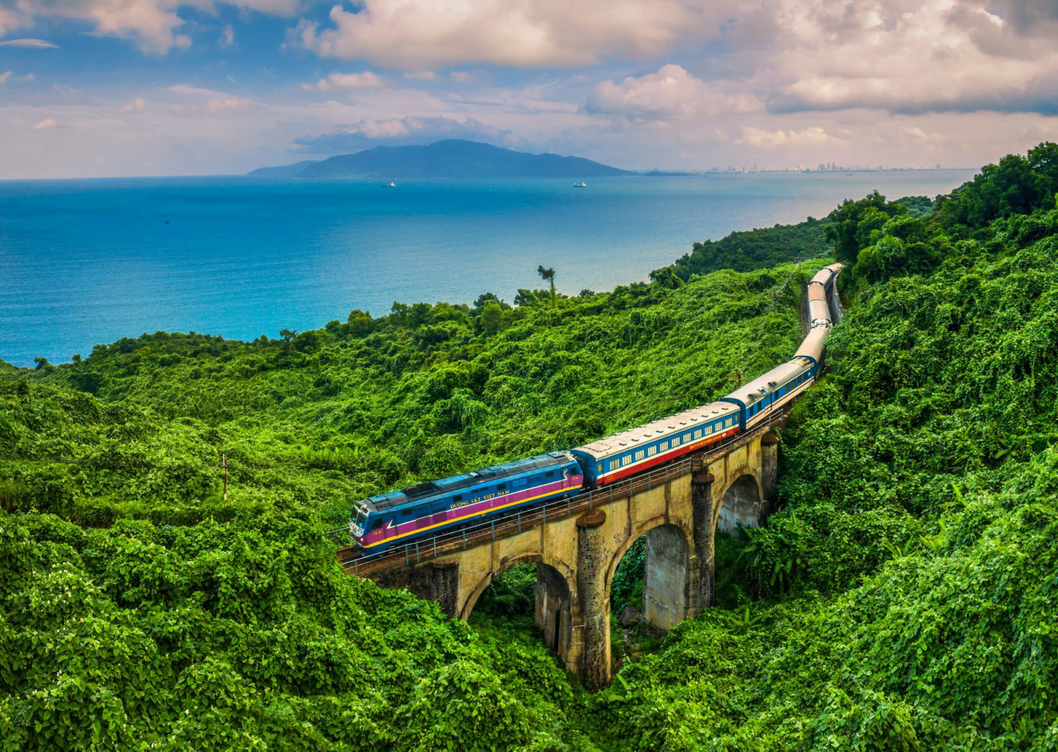 VietnamTrain